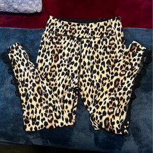 Victoria’s Secret Cheetah Print Leggings